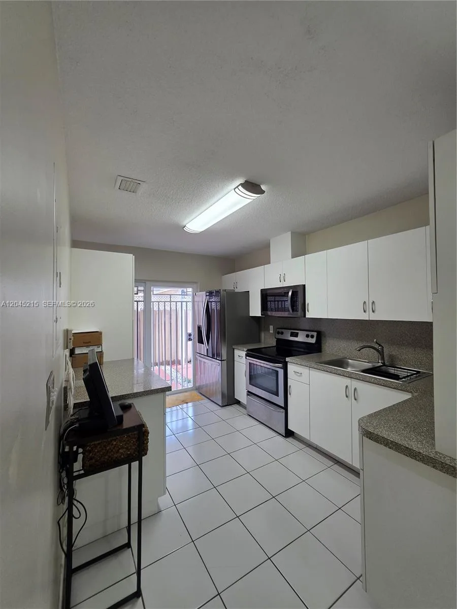 8905 NW 121 ST # 0, Hialeah, FL 33018 photo 10