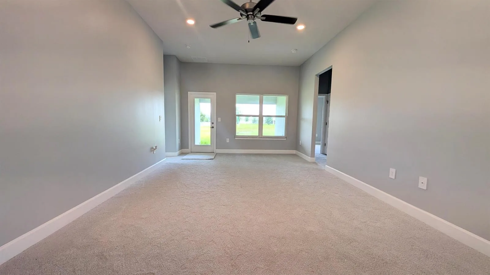 8607 MERANO Avenue, Fort Pierce, FL 34951 photo 5