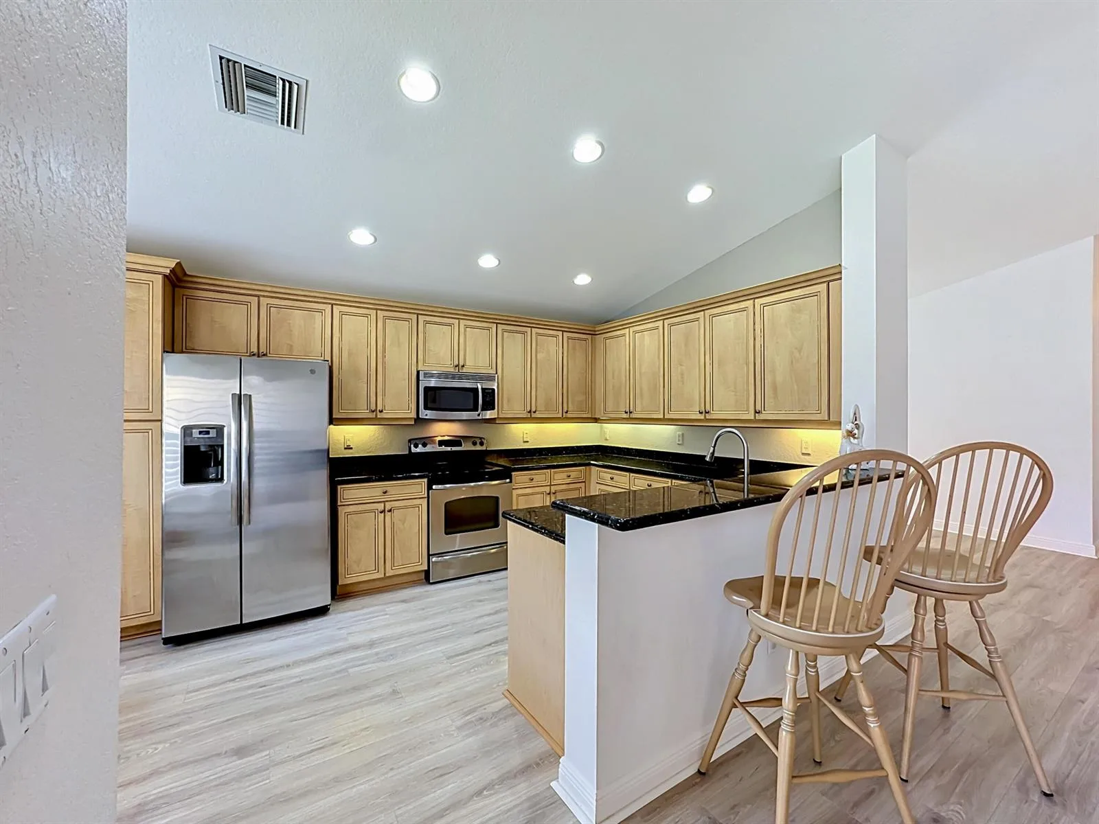 2045 Grey Falcon Circle SW, Vero Beach, FL 32962 photo 8