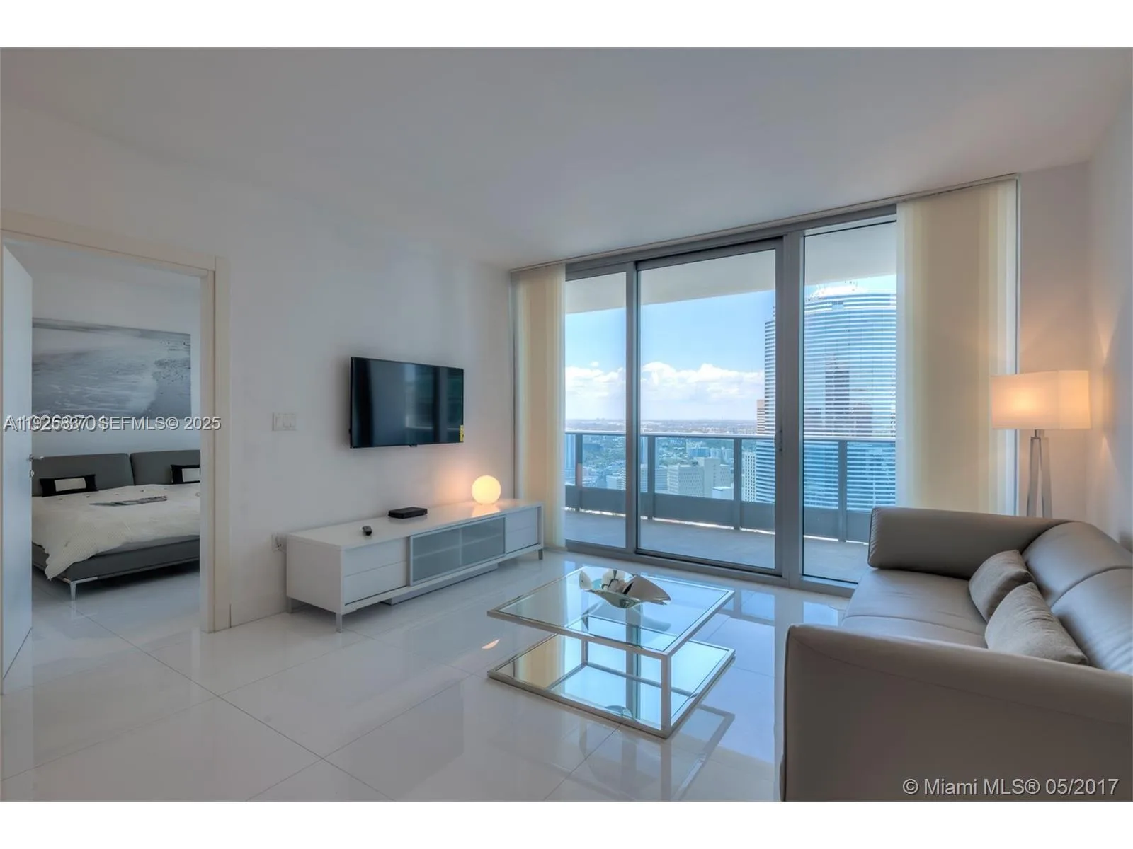 200 Biscayne Boulevard Way # 4309, Miami, FL 33131 photo 3