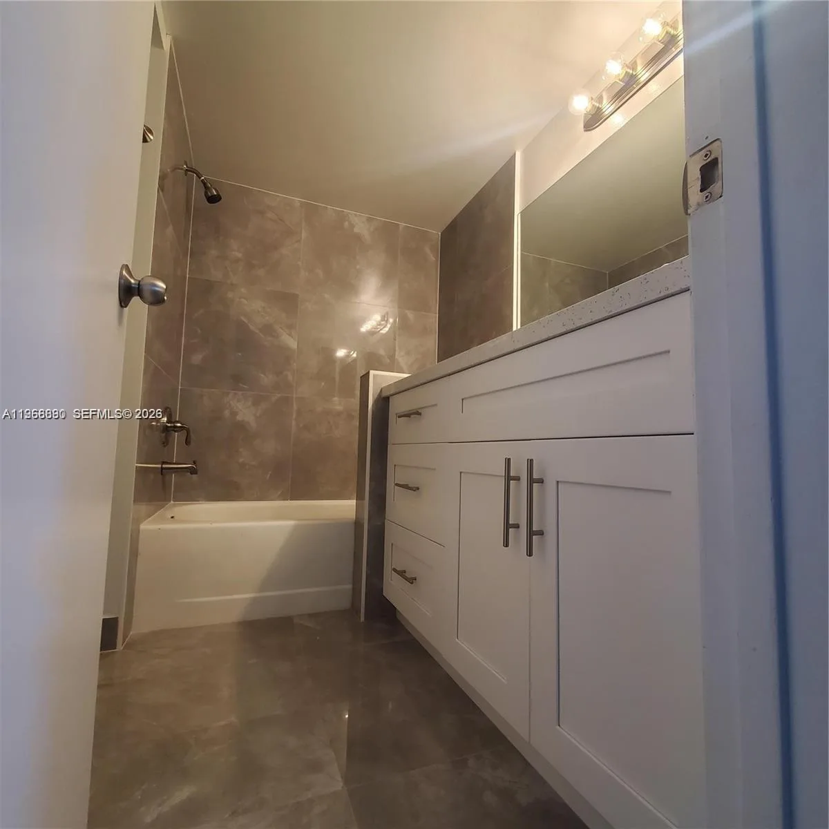 929 Hamilton Dr # 929F, Homestead, FL 33034 photo 7