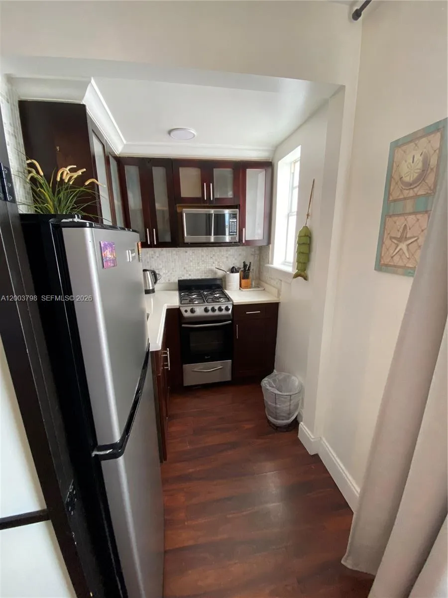 335 Ocean Dr # 228, Miami Beach, FL 33139 photo 3