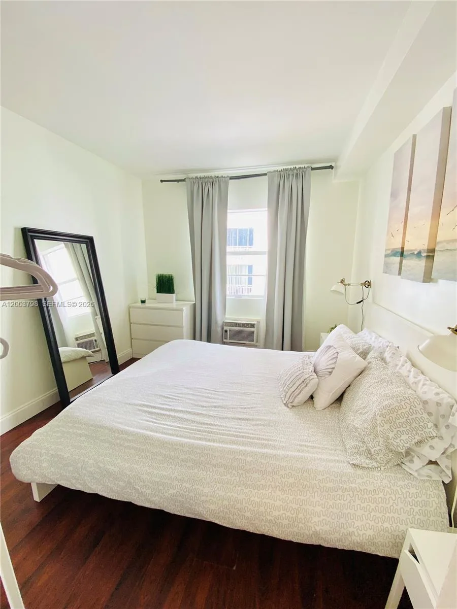 335 Ocean Dr # 228, Miami Beach, FL 33139 photo 7