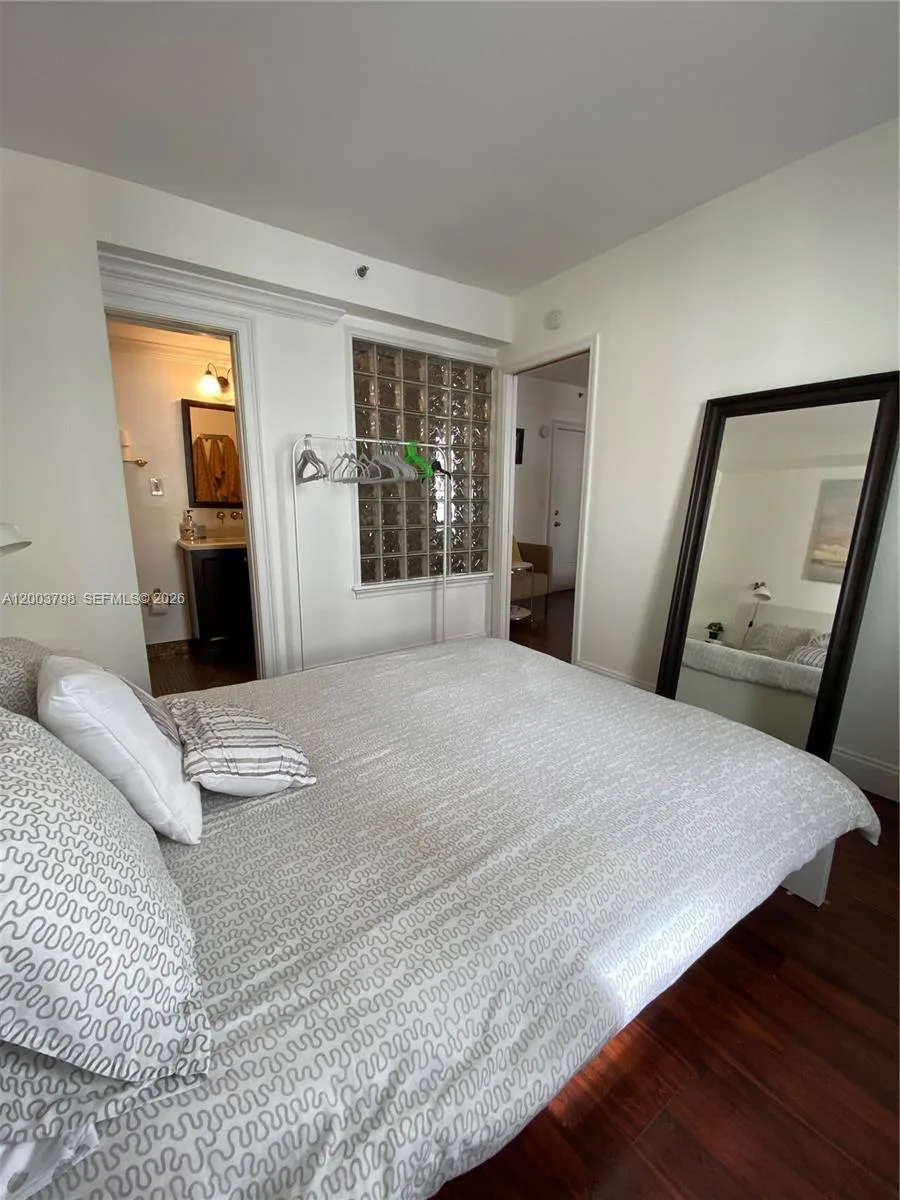 335 Ocean Dr # 228, Miami Beach, FL 33139 photo 9