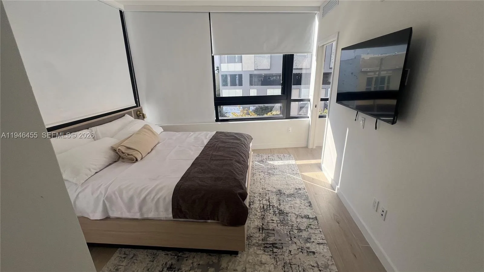 225 N Miami Ave # 312, Miami, FL 33128 photo 3