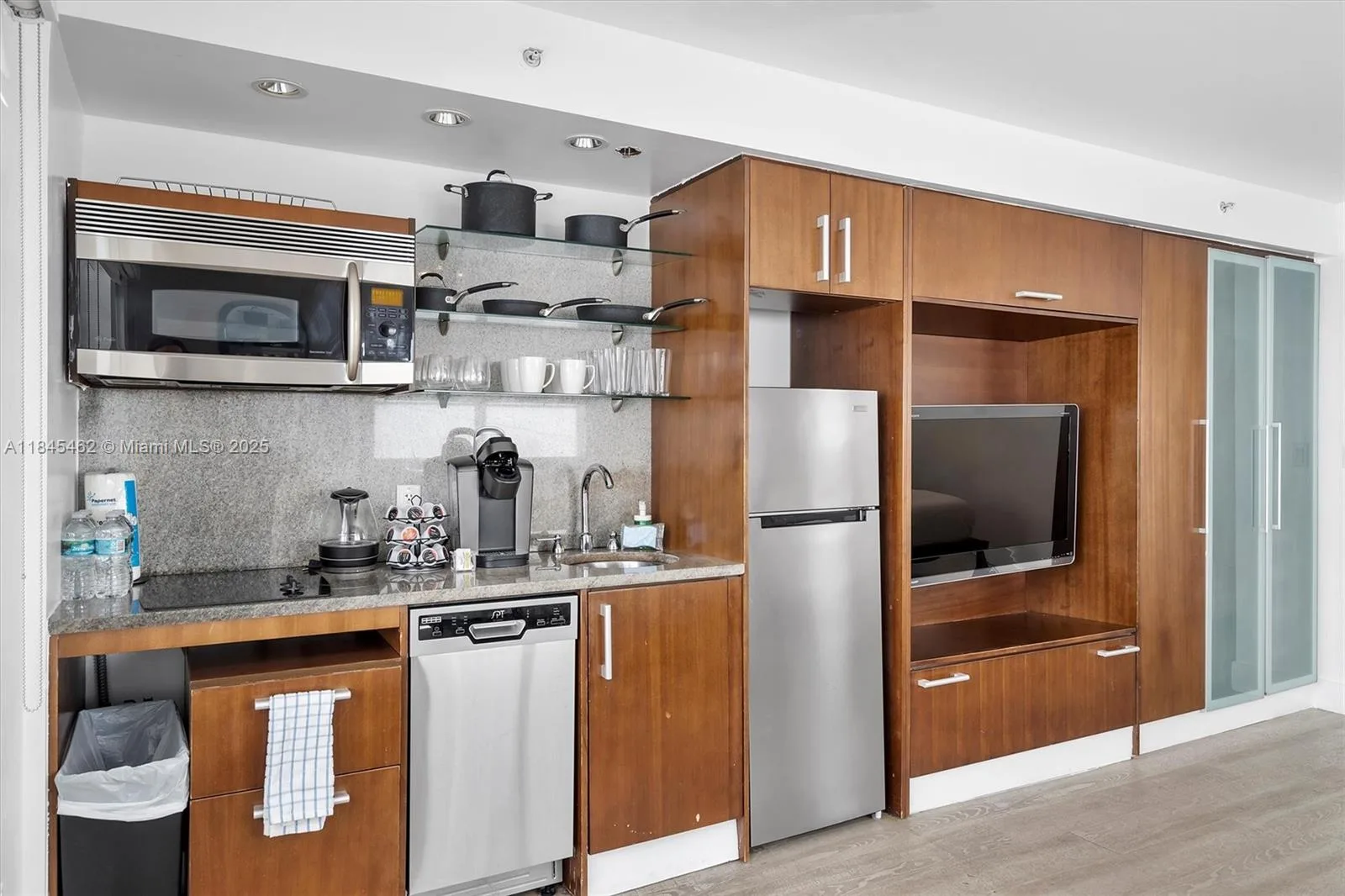 1024 Ocean Dr # A207, Miami Beach, FL 33139 photo 10