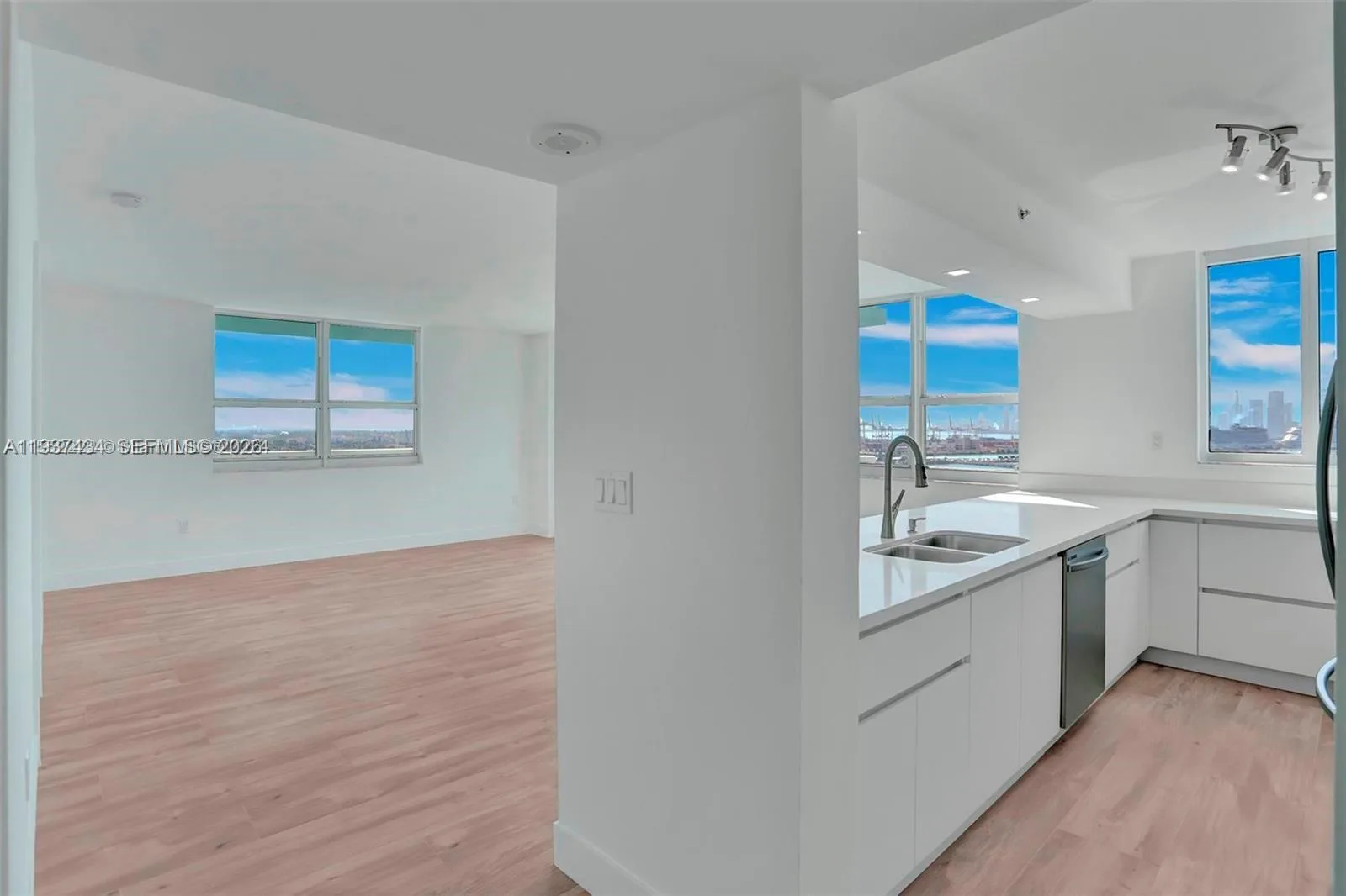 650 West Ave # 2001, Miami Beach, FL 33139 photo 6