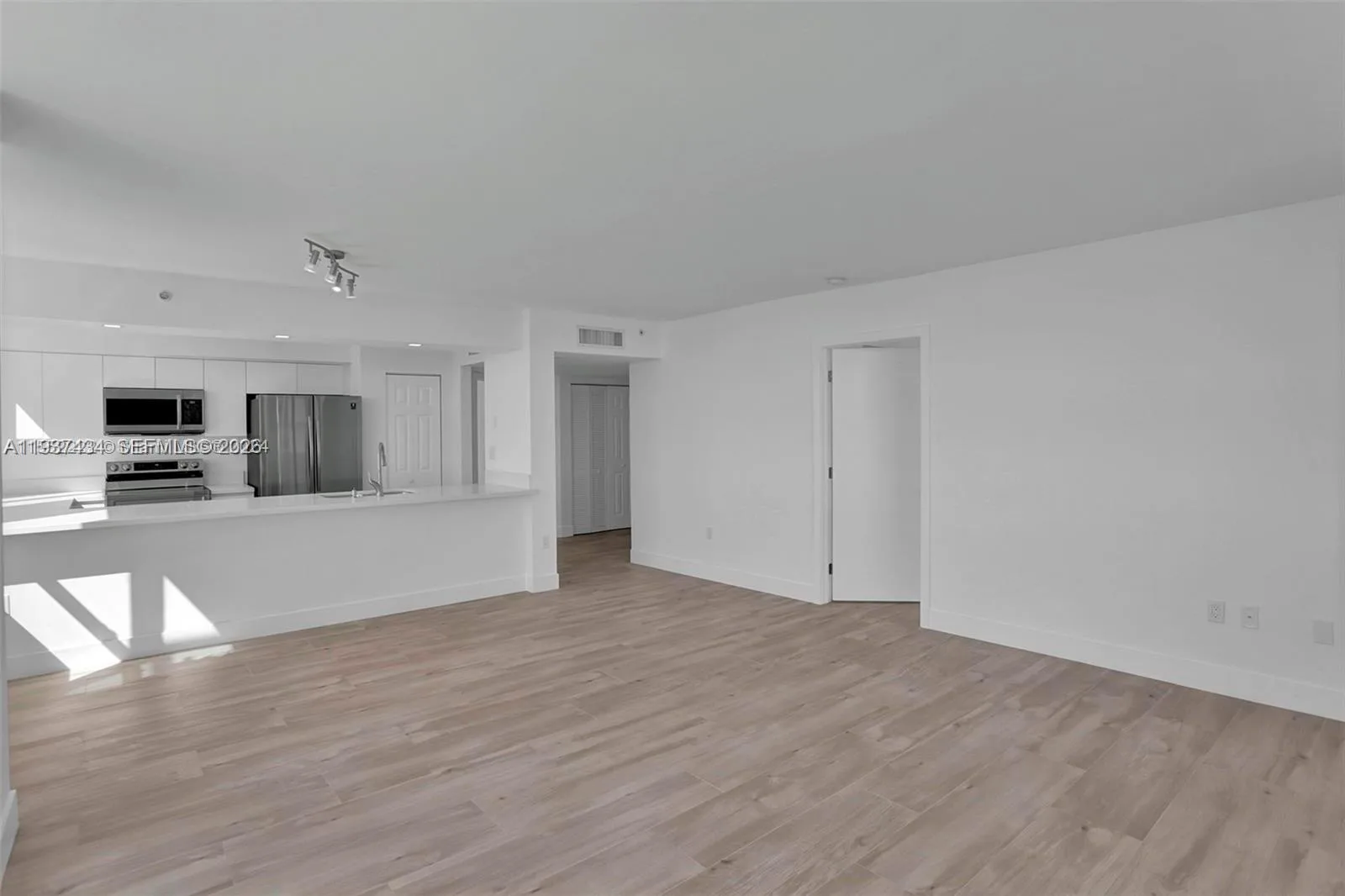 650 West Ave # 2001, Miami Beach, FL 33139 photo 9