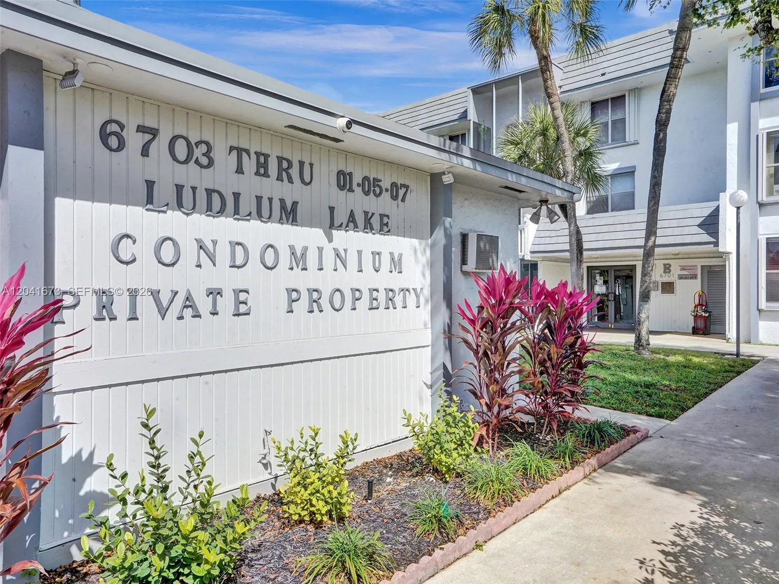6705 NW 169th St # C112, Hialeah, FL 33015