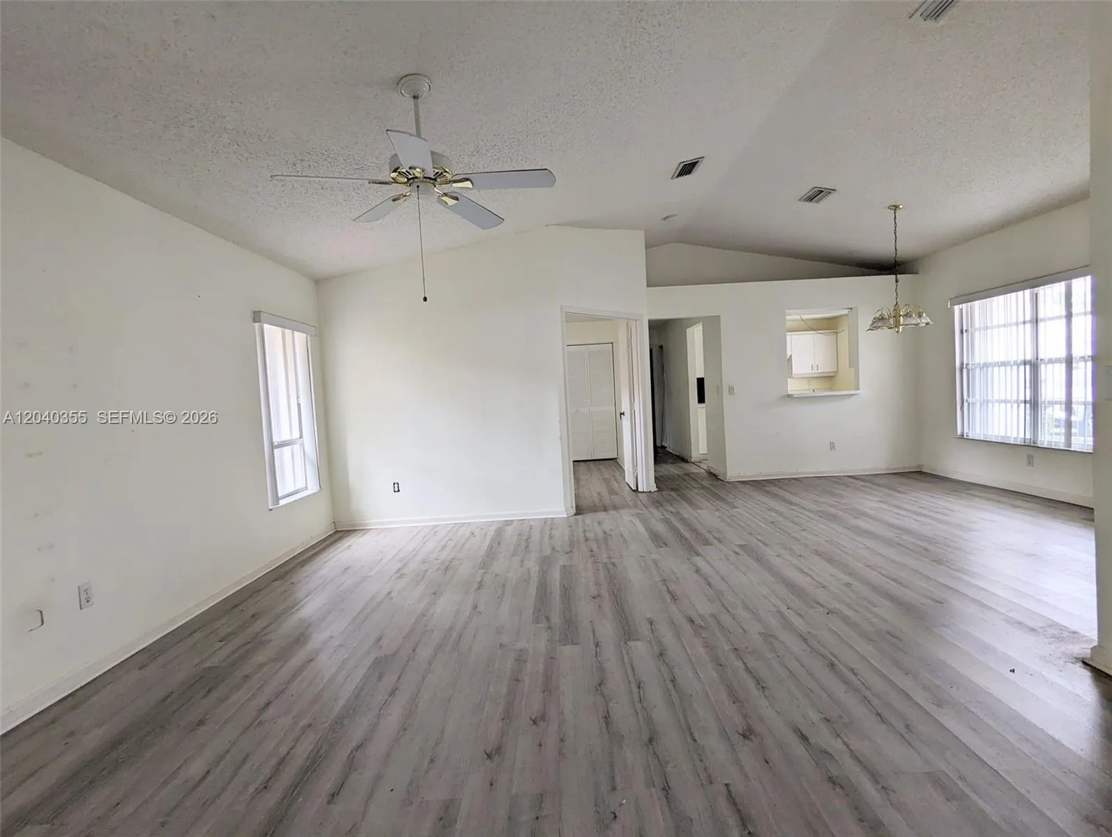 532 SE 21st Dr, Homestead, FL 33033 photo 5
