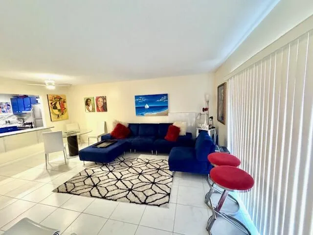 610 Tennis Club Drive # 105, Fort Lauderdale, FL 33311 — zdjęcie 2