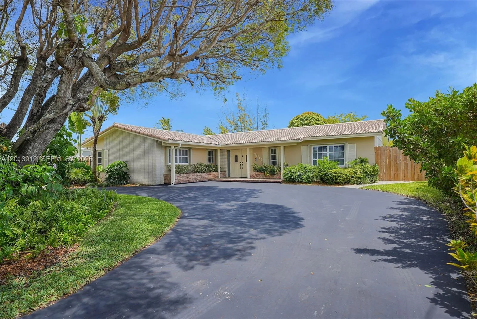 3045 SW 124th Ct, Miami, FL 33175