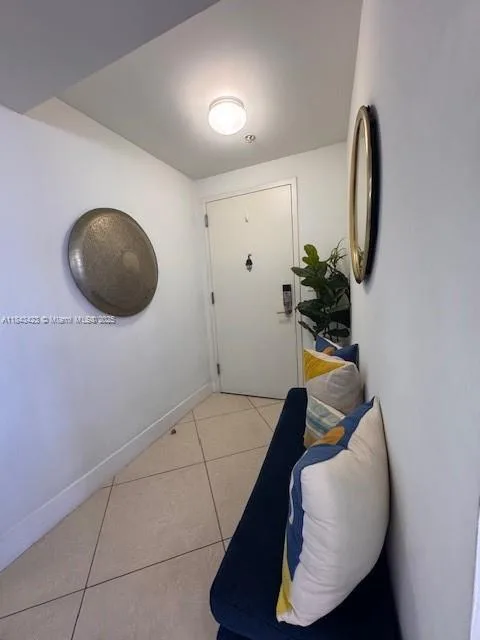 601 NE 36th St # 903, Miami, FL 33137