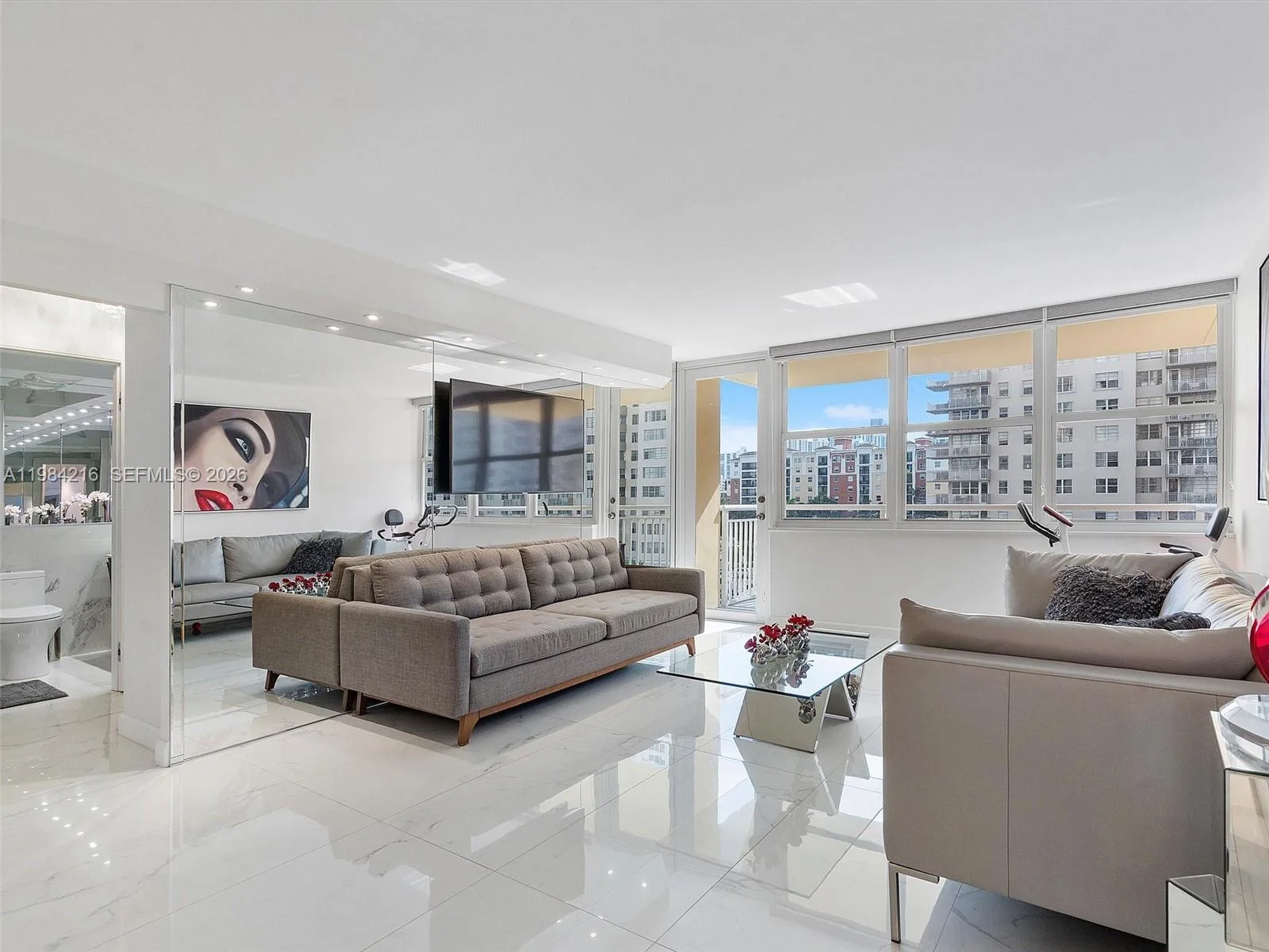 251 174th St # 511, Sunny Isles Beach, FL 33160 photo 9