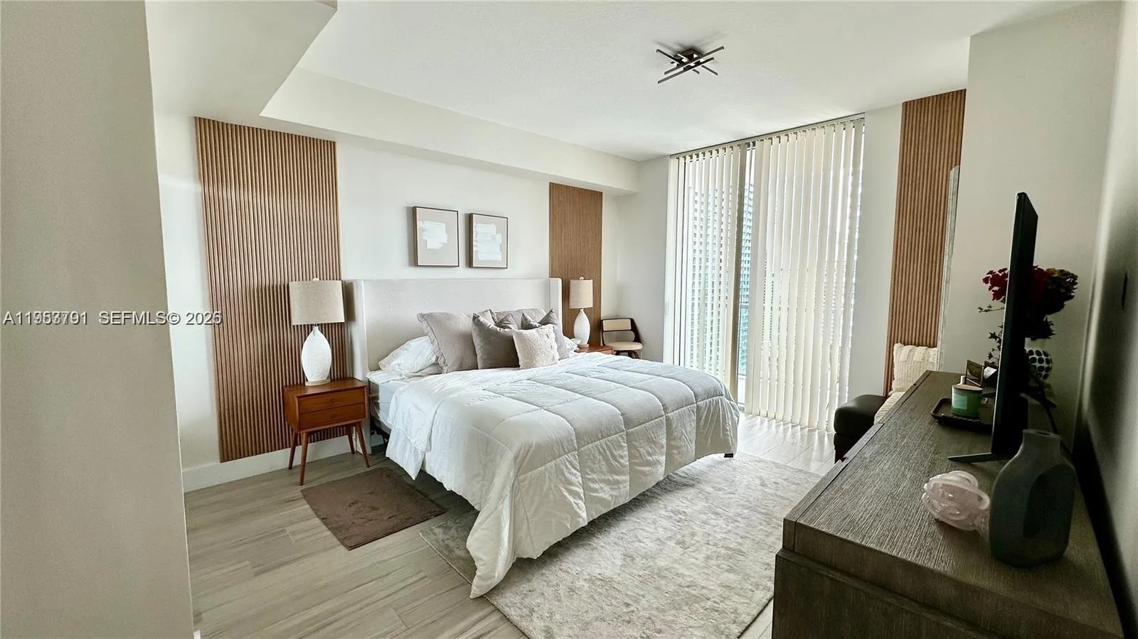 79 SW 12th St # 3603-S, Miami, FL 33130 photo 11