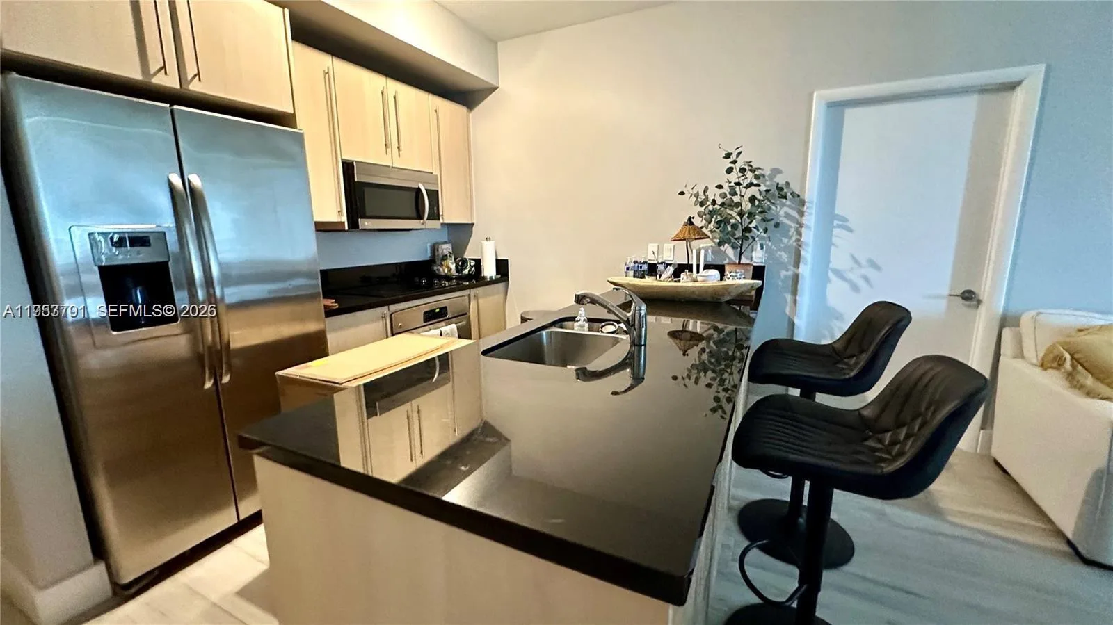 79 SW 12th St # 3603-S, Miami, FL 33130 photo 6