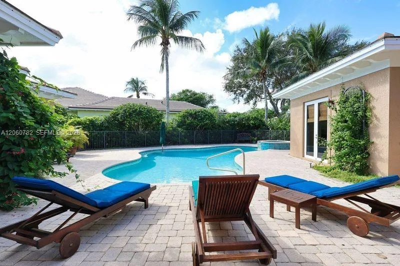 9030 Castle Harbour Cir, Vero Beach, FL 32963 — zdjęcie 5