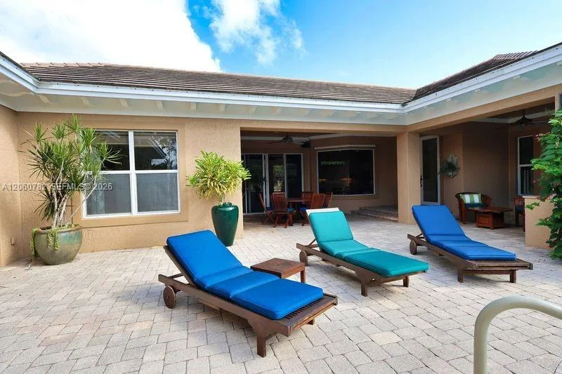 9030 Castle Harbour Cir, Vero Beach, FL 32963 photo 8