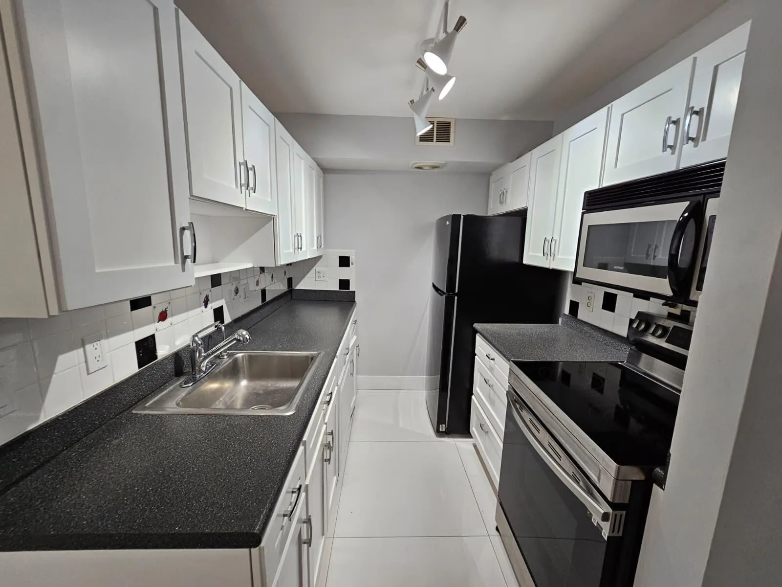 2148 Sherwood Forest Boulevard # 4, West Palm Beach, FL 33415 photo 6