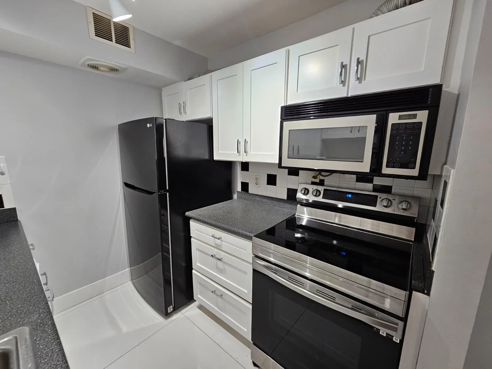 2148 Sherwood Forest Boulevard # 4, West Palm Beach, FL 33415 photo 7