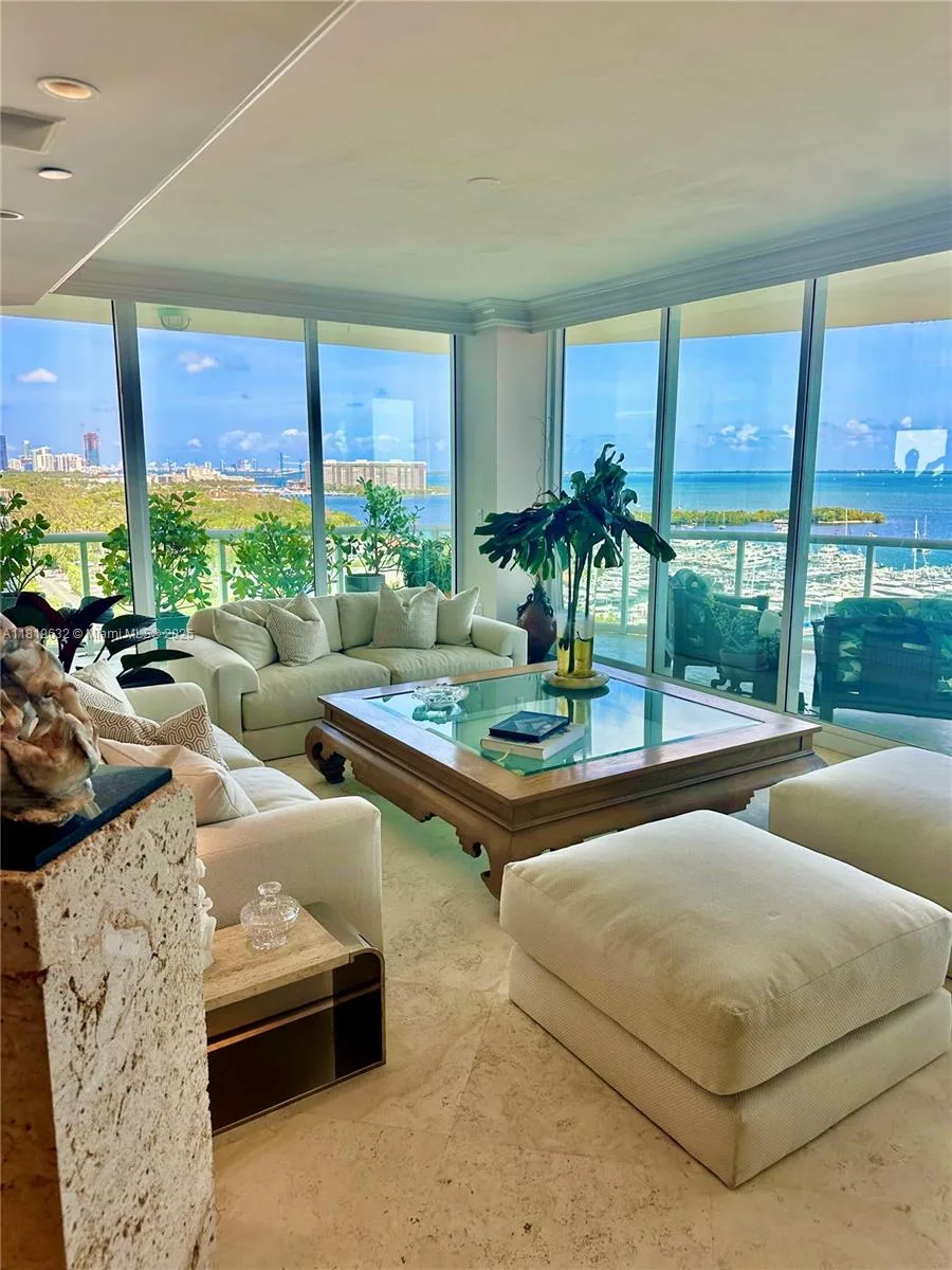2645 S Bayshore Dr # 1403, Miami, FL 33133