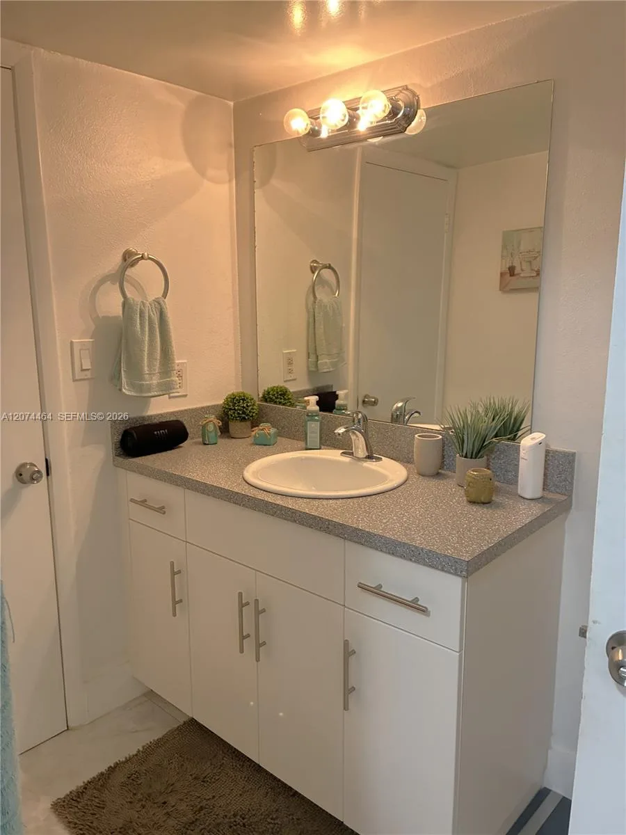 15591 SW 105th Ter # 518, Miami, FL 33196 photo 9