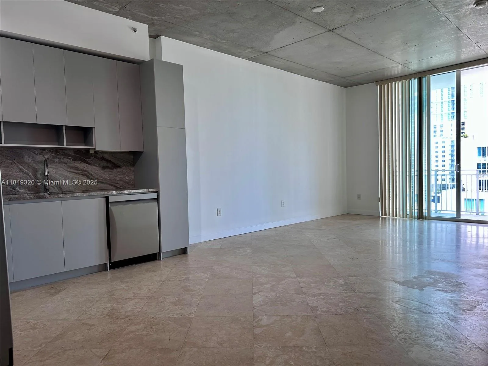 2275 NE Biscayne Blvd # PH102, Miami, FL 33137 photo 2