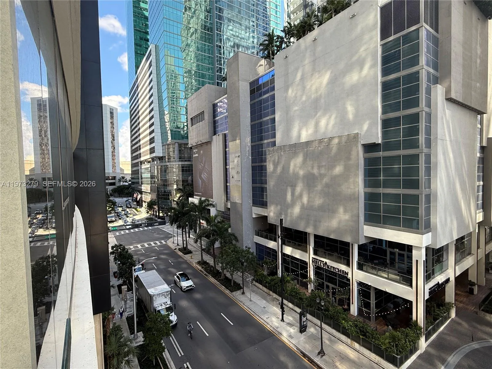 300 Biscayne Boulevard Way # 506E, Miami, FL 33131 photo 11