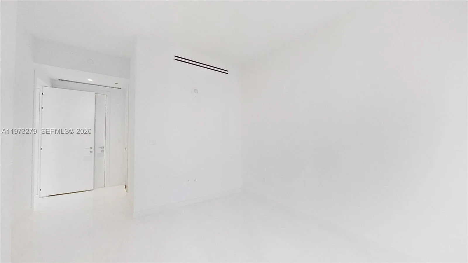 300 Biscayne Boulevard Way # 506E, Miami, FL 33131 photo 6