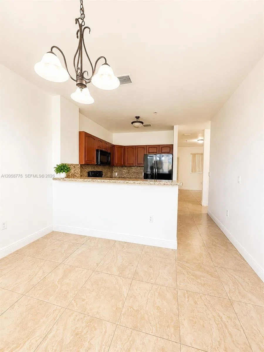 18120 NW 59th Ave # 203, Hialeah, FL 33015 photo 5