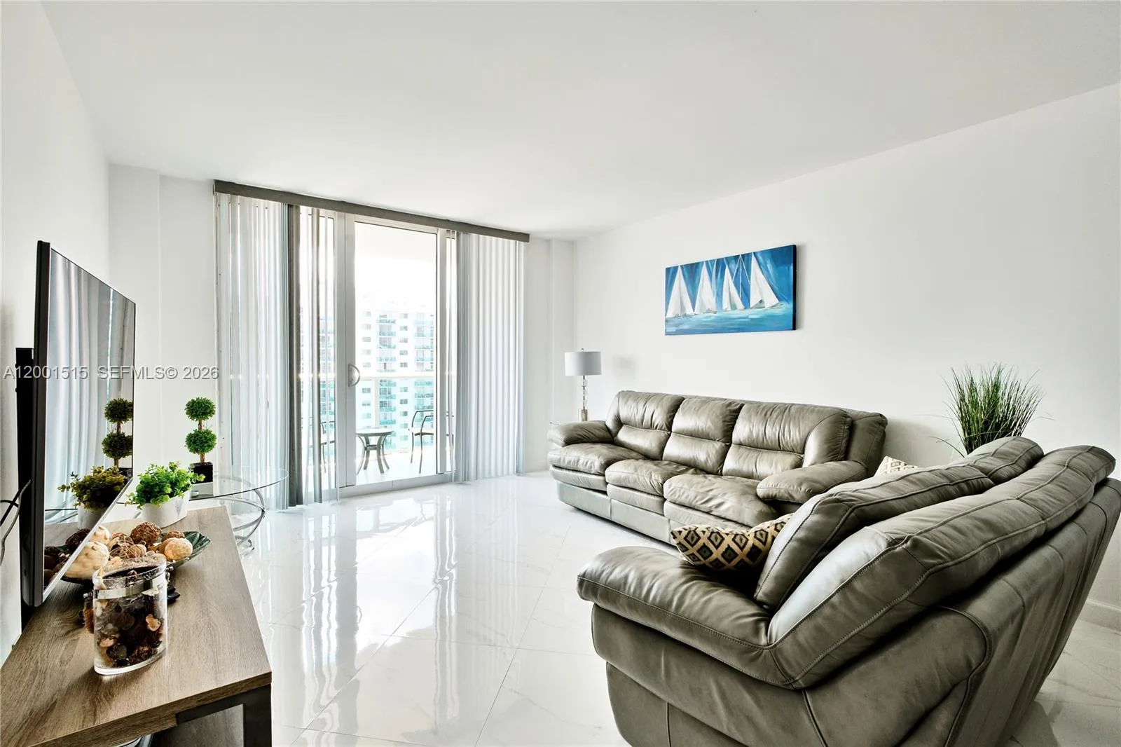 19370 Collins Ave # 1406, Sunny Isles Beach, FL 33160 photo 3