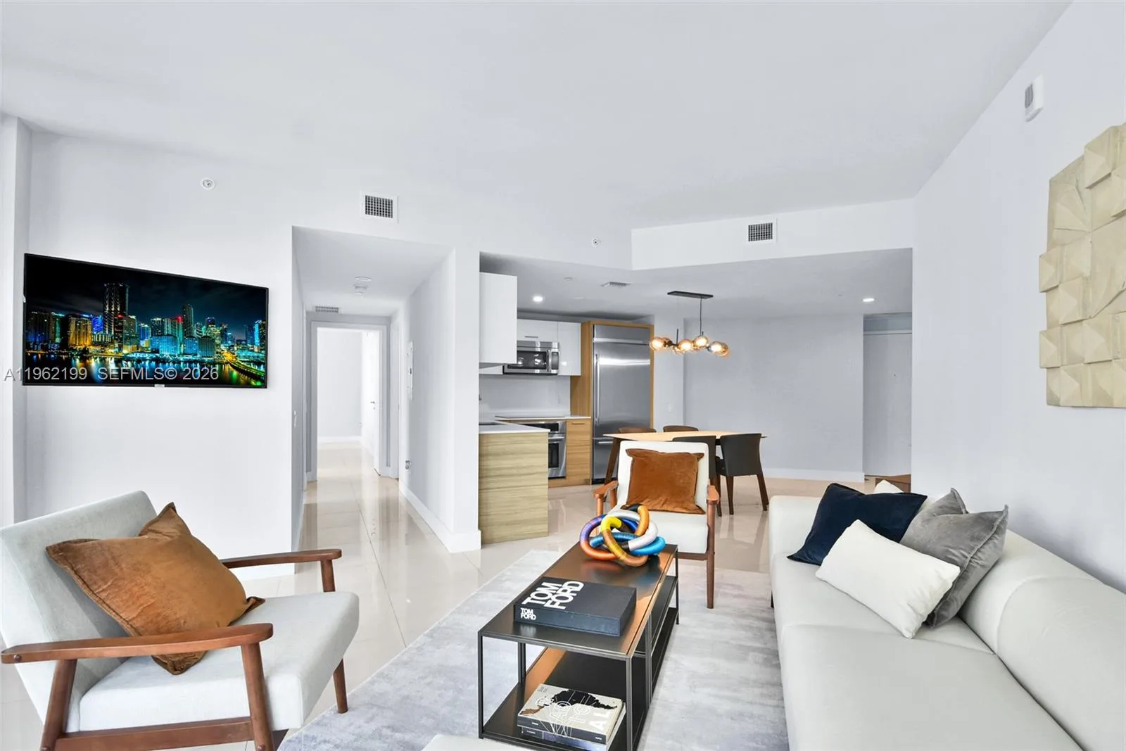 1300 Brickell Bay Dr # 1910, Miami, FL 33131 photo 8