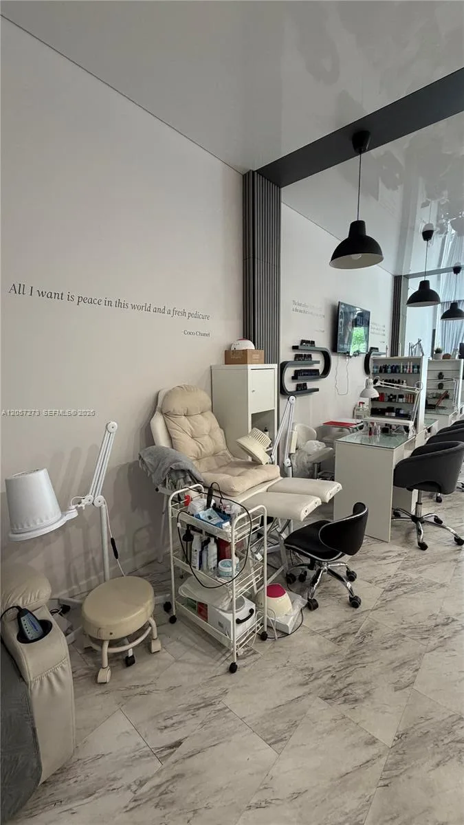 2119 Hollywood Blvd, Hollywood, FL 33020 photo 3