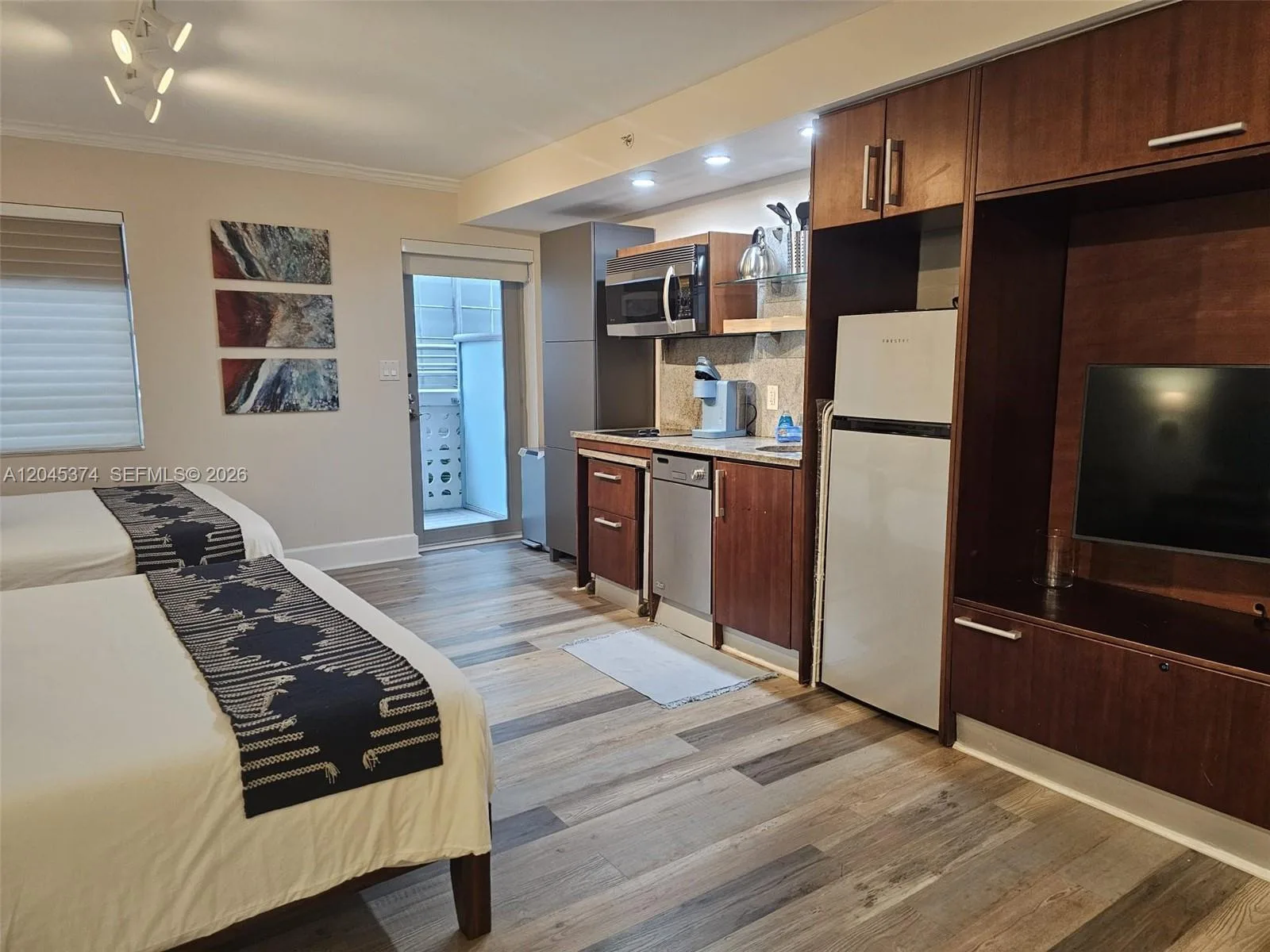 1024 Ocean Dr # A305, Miami Beach, FL 33139 photo 6