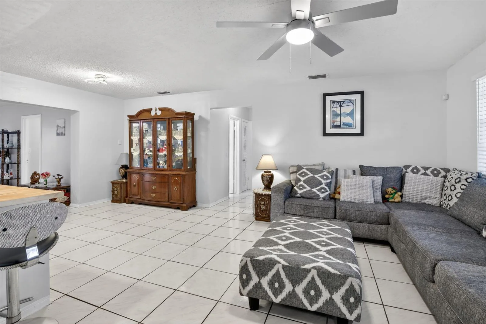 1411 NW 89th Avenue, Pembroke Pines, FL 33024 photo 3