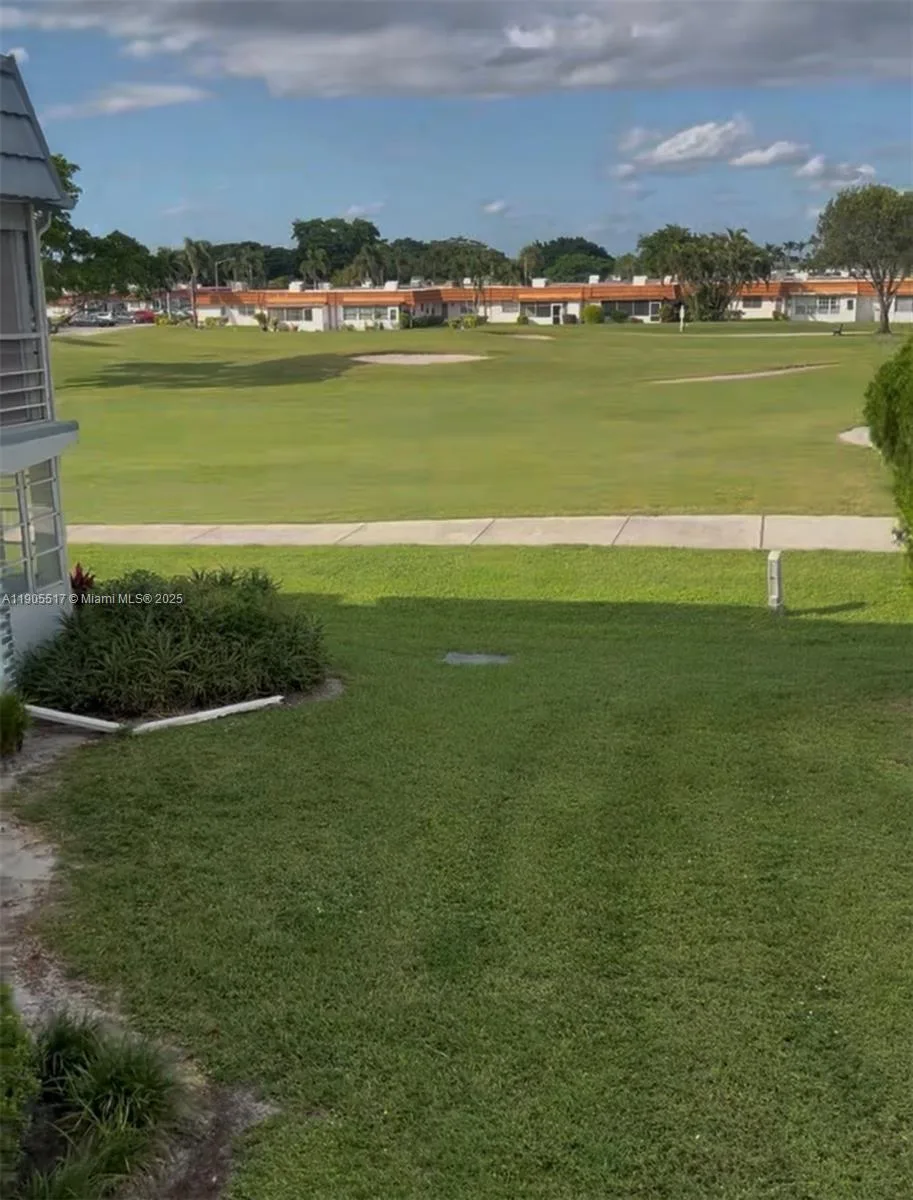 327 Tuscany F # 327, Delray Beach, FL 33446