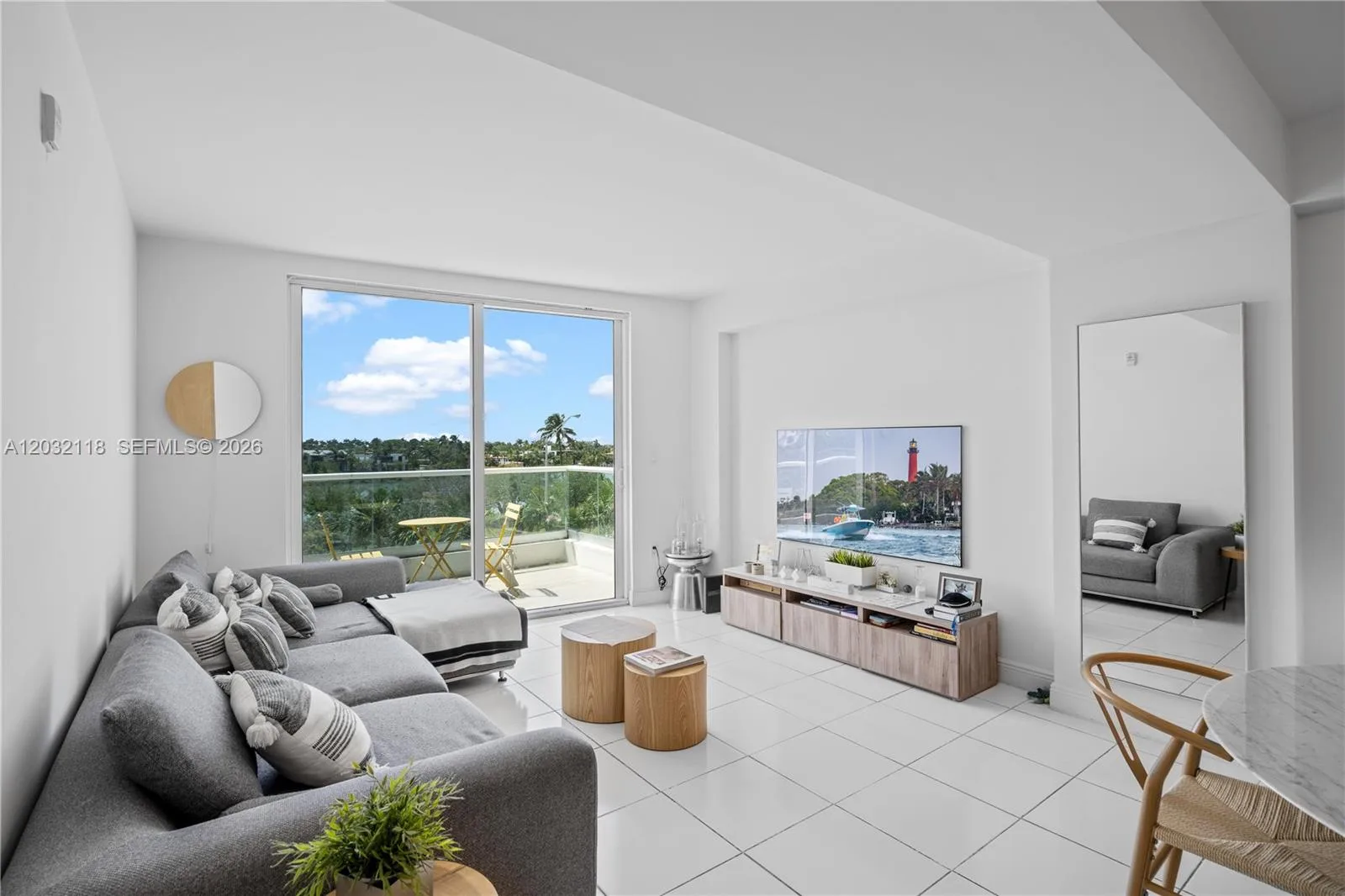 6362 Collins Ave # 312, Miami Beach, FL 33141