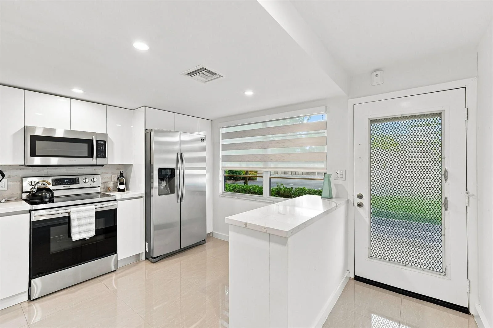2405 Antigua Circle # L1, Coconut Creek, FL 33066 photo 4