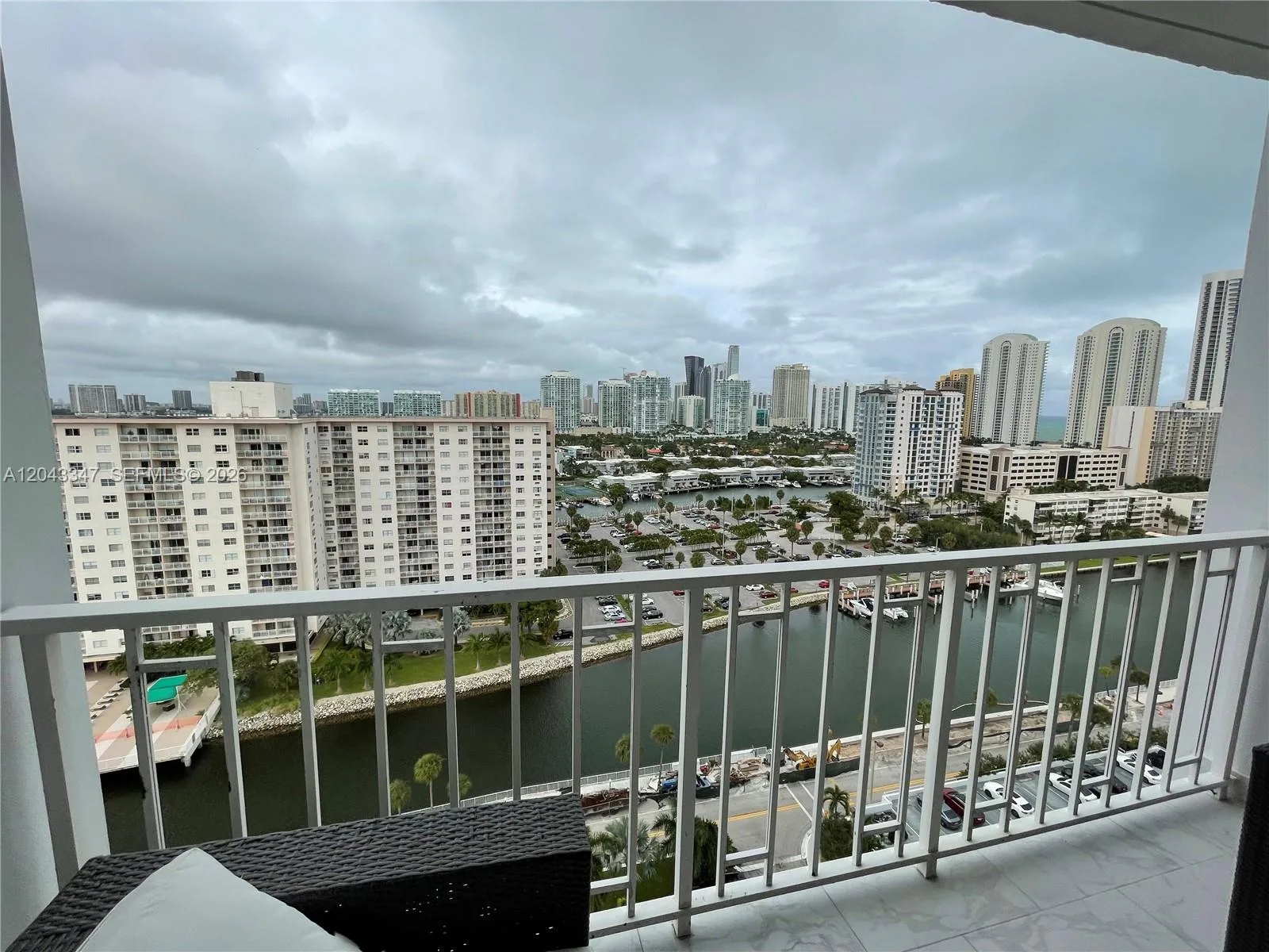 500 Bayview Dr # 1719, Sunny Isles Beach, FL 33160 photo 7