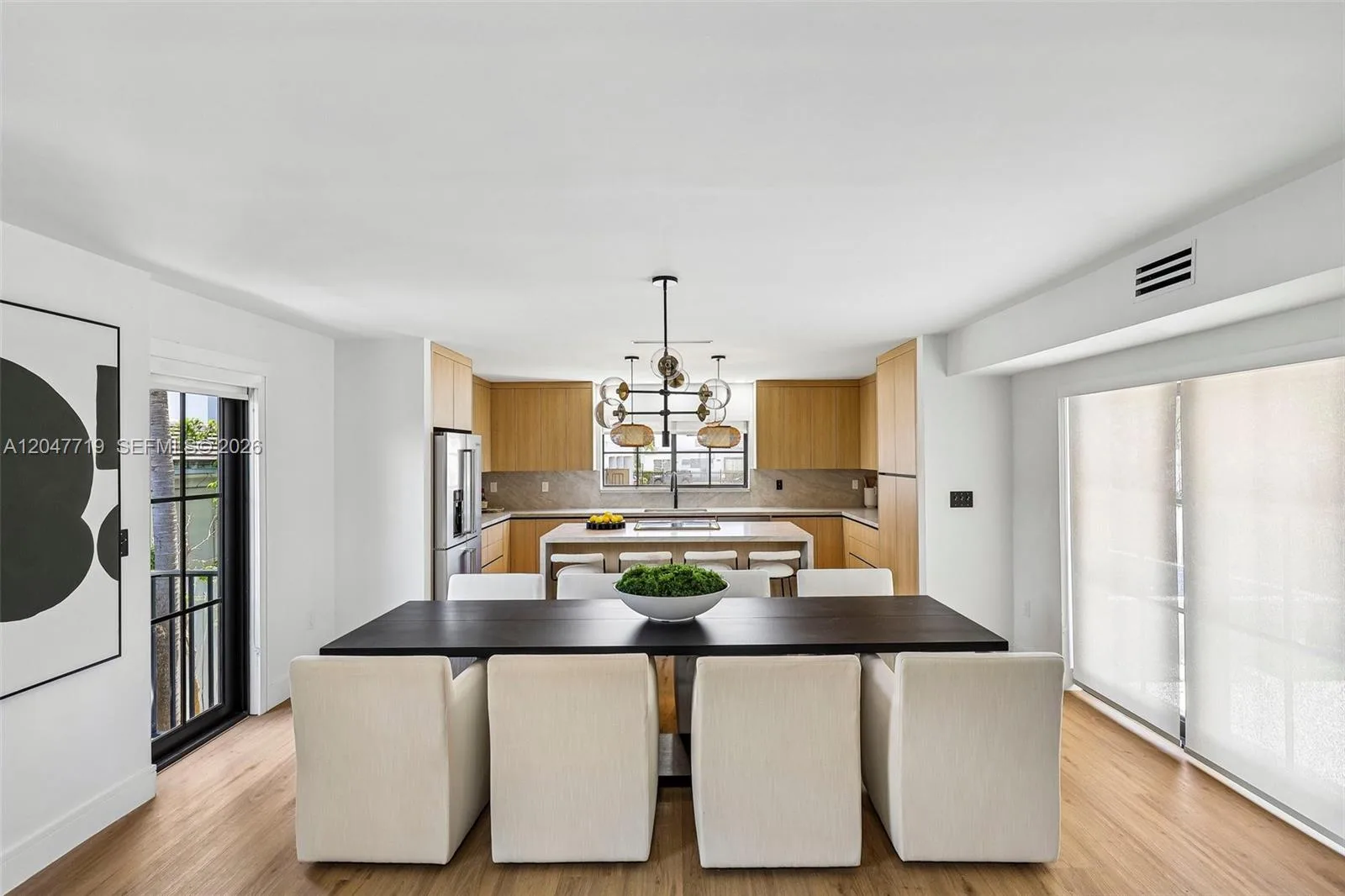 7811 Carlyle Ave, Miami Beach, FL 33141 photo 4