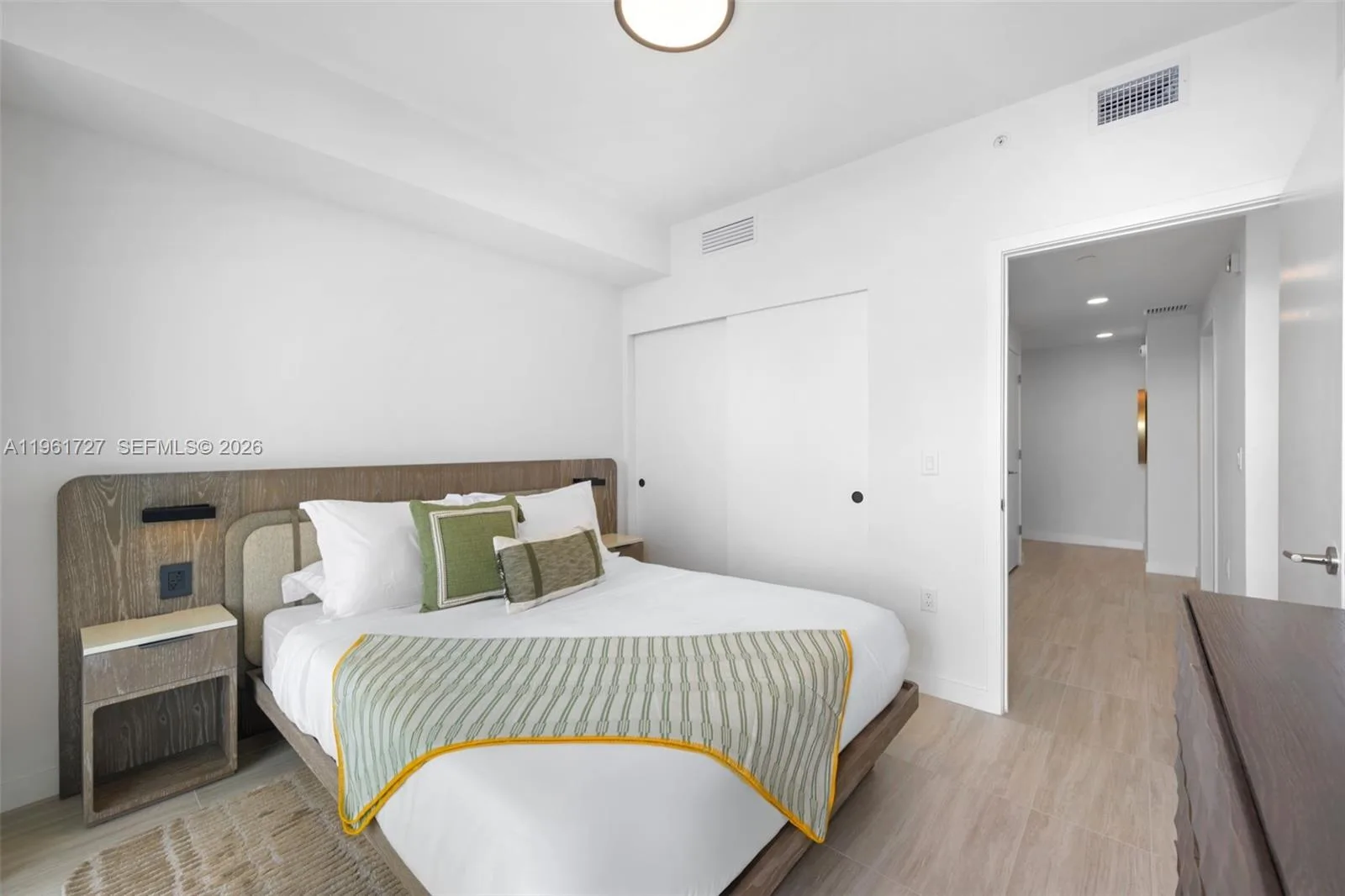 580 72nd St # 1210, Miami Beach, FL 33141 photo 10