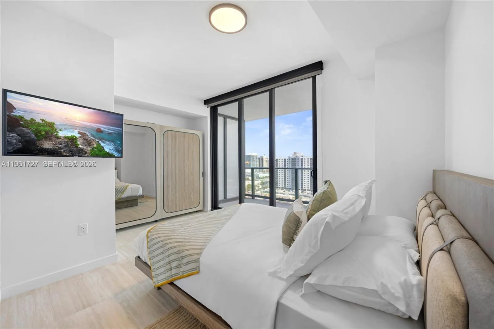 580 72nd St # 1210, Miami Beach, FL 33141 photo 13