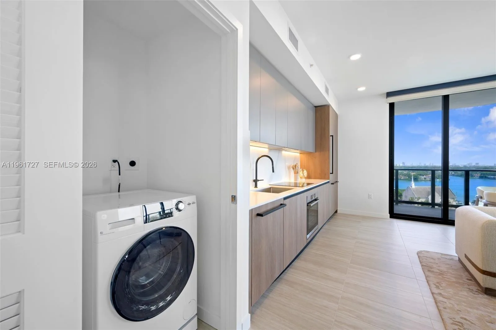 580 72nd St # 1210, Miami Beach, FL 33141 photo 7