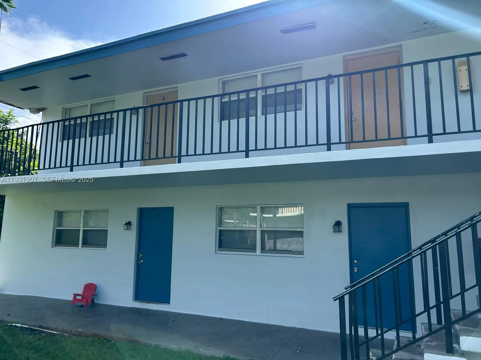 215 W Blue Heron Blvd, Riviera Beach, FL 33404 — photo 4 of 12