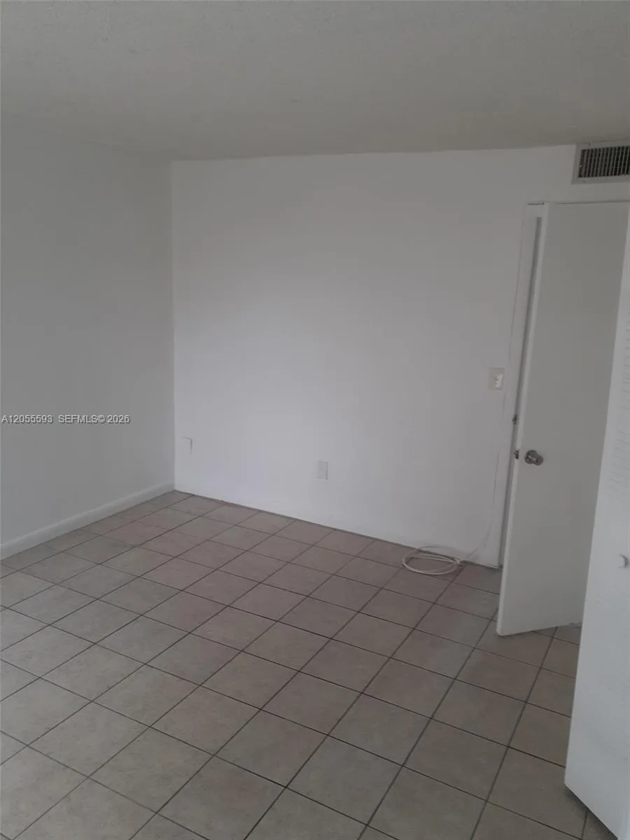 2800 NW 56th Ave # H404, Lauderhill, FL 33313 photo 9