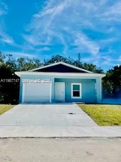 1442 Las Villas Blvd, Sebring, FL 33870