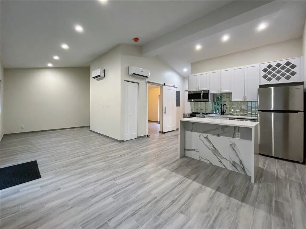 315 SW 7th Street # 2, Fort Lauderdale, FL 33315 photo 3