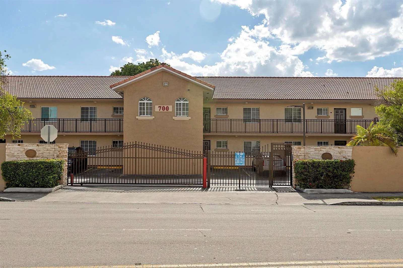 700 SE 9th Court # 206, Hialeah, FL 33010