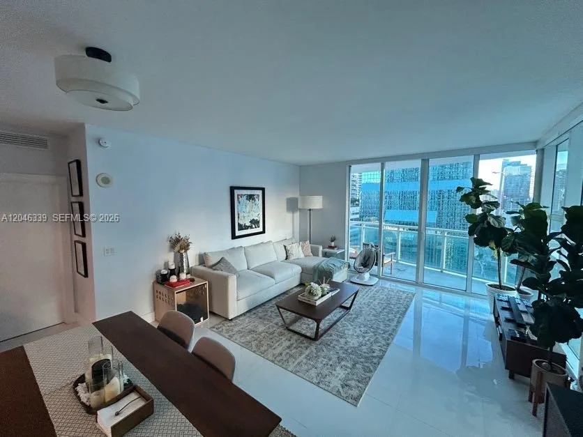 951 Brickell Ave # 2011, Miami, FL 33131