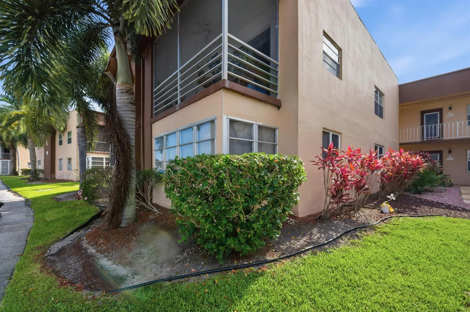 519 Burgundy K, Delray Beach, FL 33484